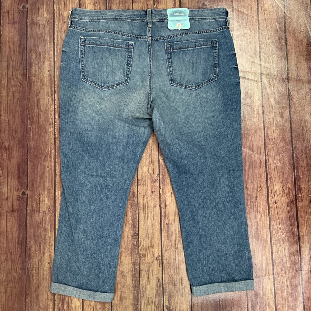 NWT Old Navy Relaxed Skinny Jeans - Picture 6 of 6